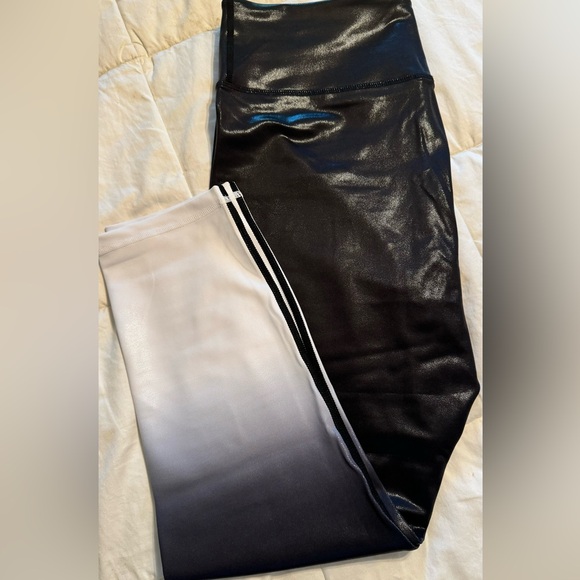 Zyia ombré shine leggings, size 14-16. NWOT. - Picture 2 of 3